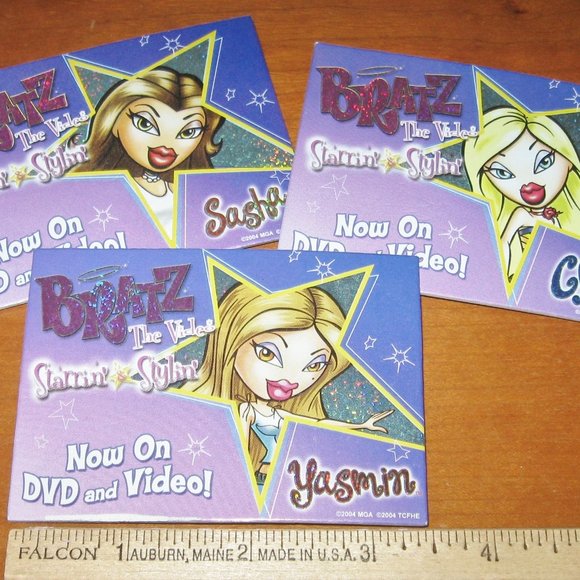 3 Vintage Bratz Dolls Badges Movie Release Promo Pinbacks - Picture 8 of 8